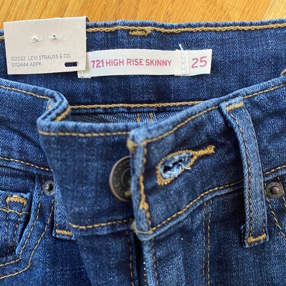 Levi's Women's 721 High-Rise Stretch Skinny Jeans Size 25 - Picture 4 of 8